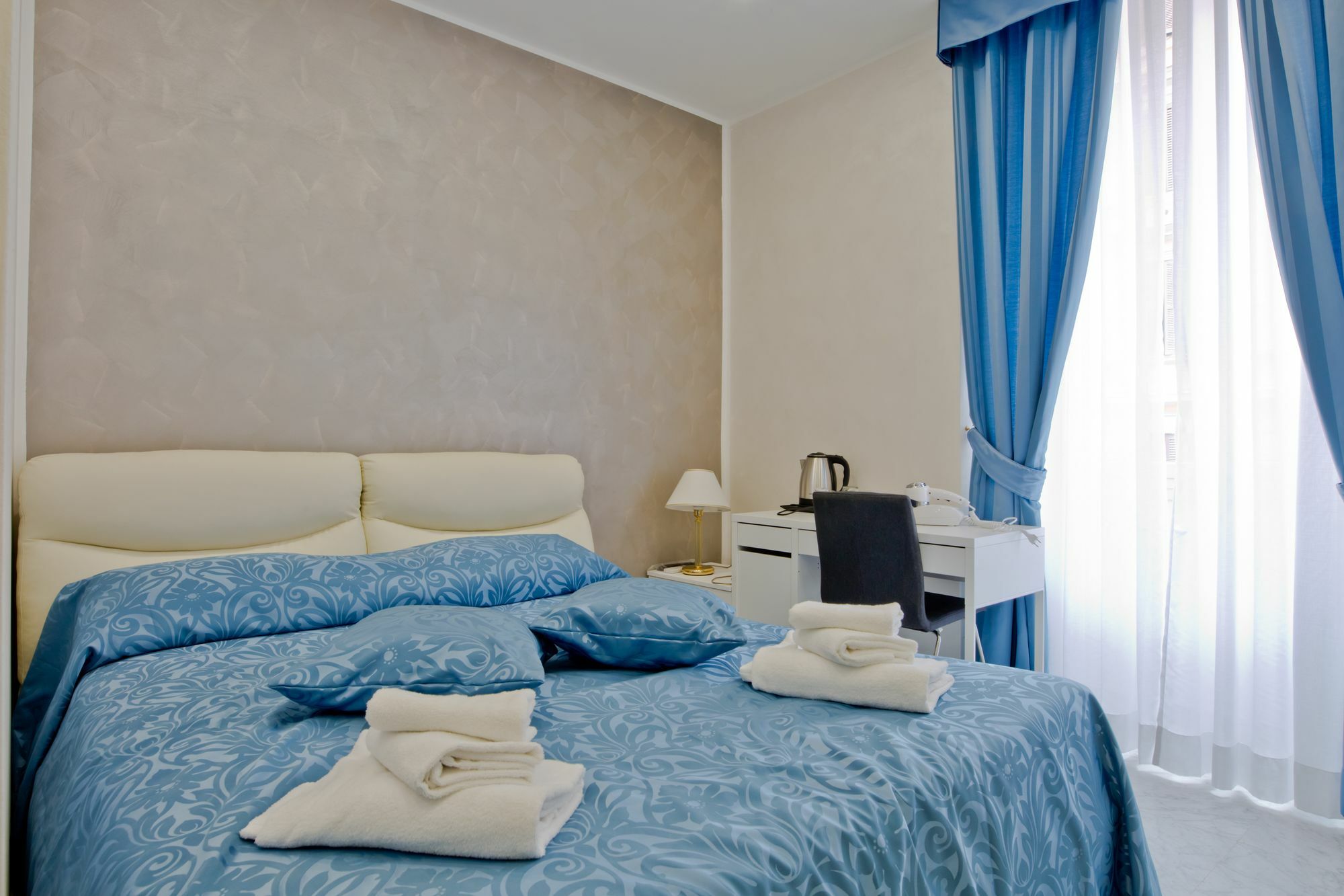 Oscar 2 Hotel Rome Exterior photo